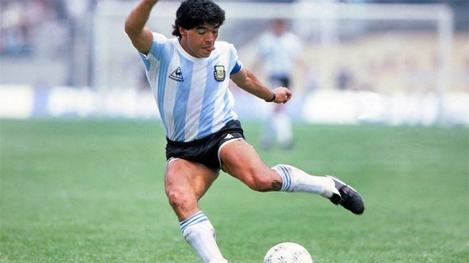 Maradona 60 yaşında hayatını kaybetti