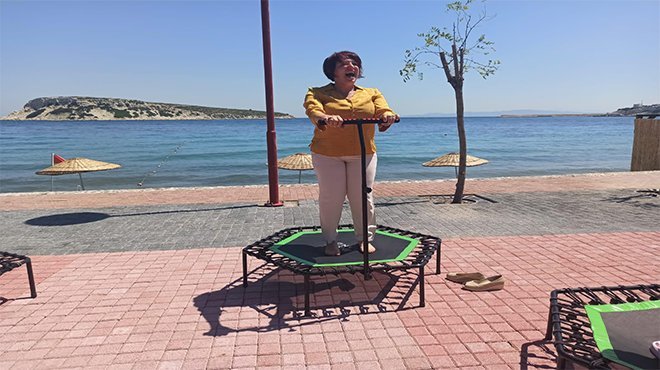 Mavi bayraklı Kuyucak’a vatandaştan tam not