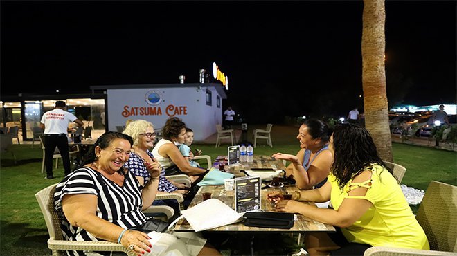 Menderes Sahilleri Yeni Tesislere Kavuştu