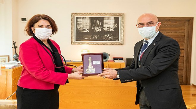 Menemen’in yeni Belediye Başkan Vekili Karakurt Başkan Soyer'i ziyaret etti