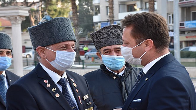 Menemenliler Atasını saygı ve özlemle andı