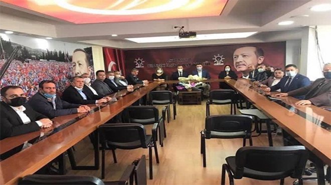 MHP’den AK Parti Konak’a Hayırlı Olsun Ziyareti