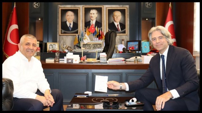 MHP İL BAŞKANI ŞAHİN’DEN İZMİR KIZILAY'A KURBAN BAĞIŞI