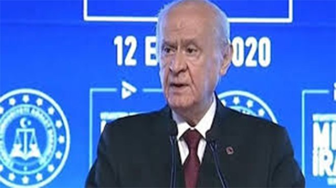 MHP lideri Bahçeli: Darbe Türkiye'nin on yıllarını çalmıştır