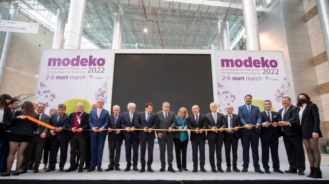 MODEKO kapılarını İzmir'den dünyaya açtı...