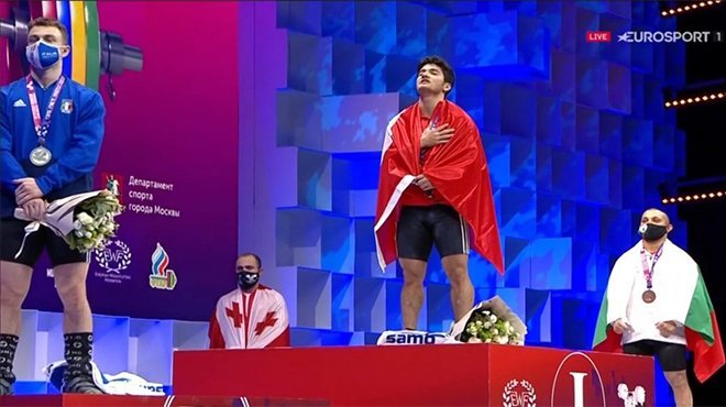 Muhammed Furkan Özbek, halterde Avrupa şampiyonu