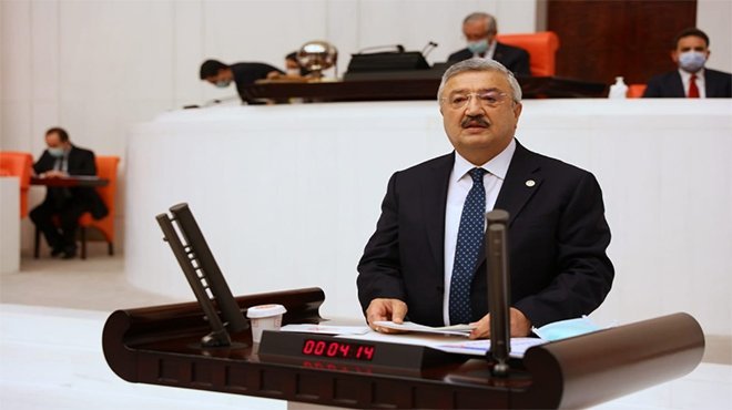 Nasır'dan İzmir'e iki müjde