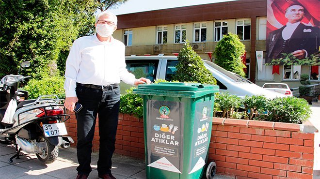 Ödemiş Belediyesi’nden özel atık kutusu
