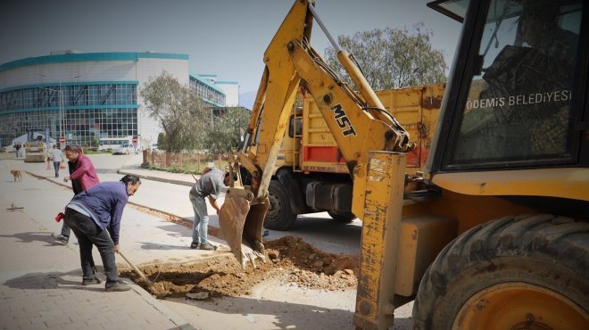 'Ödemişimizi ellerimizle onarıyoruz'