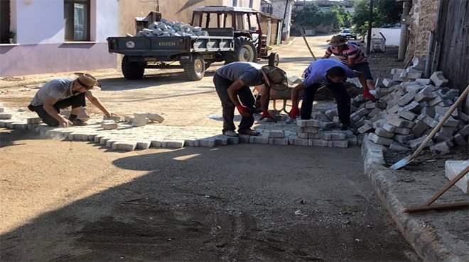 Ödemiş’te kilit parke taş seferberliği 