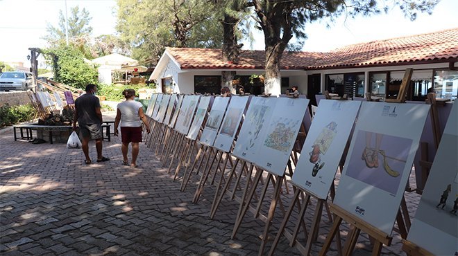 Ödüllü karikatürler ile mizah Karaburun’da