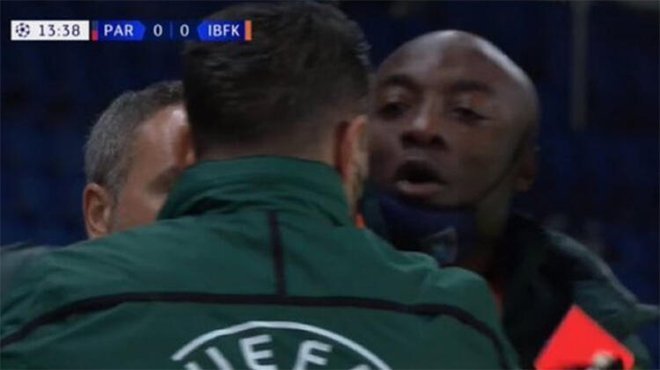 PSG - Başakşehir maçında Webo'ya ırkçılık!