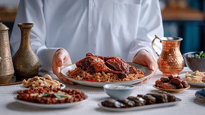 RAMAZAN AYINDA NEDEN HER GÜN PROTEİN TÜKETMELİSİNİZ?