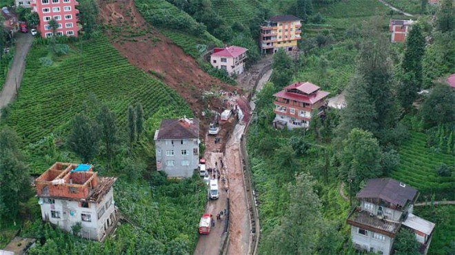 Rize'de sel felaketinde ölü sayısı 3 oldu