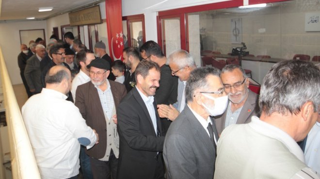 Saadet İzmir’den ‘vefa’lı bayramlaşma