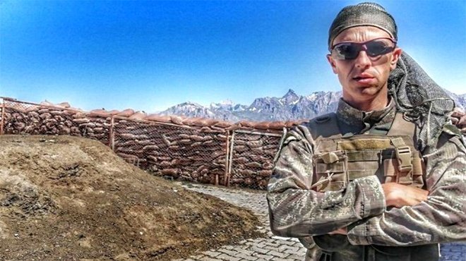Şehidin cenaze namazını imam olan babası kıldırdı