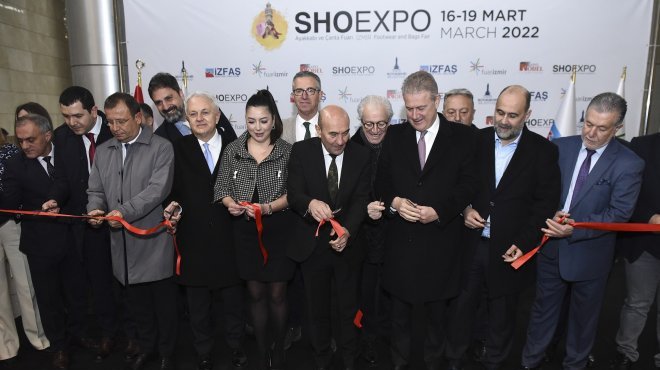 Shoexpo kapılarını dünyaya açtı