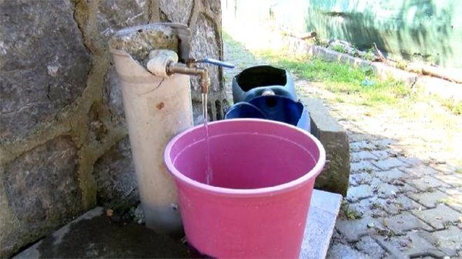 Şile'de 4 gündür sular akmayınca vatandaş isyan etti