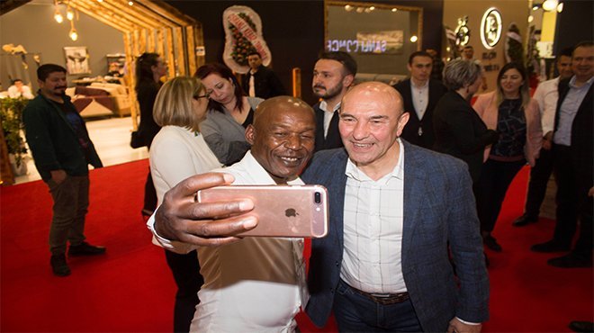 SOYER: MOBİLYADA TÜRKİYE'NİN MİLANO'SU İZMİR OLMALI
