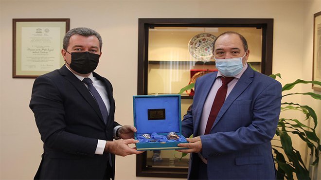 Tatar Başkandan Başkan Koştu'ya ziyaret