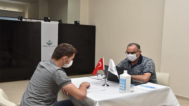 Torbalı Belediyesi öğrencilere rehber olacak