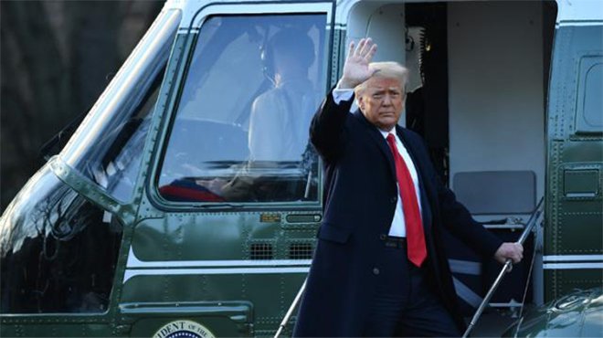 Trump, Beyaz Saray'a veda etti