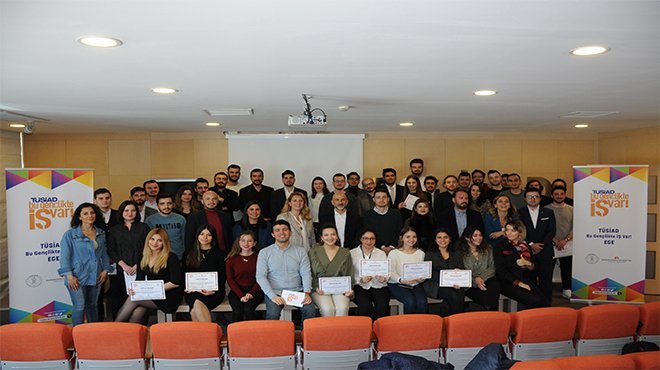 TÜSİAD EGE BU GENÇLİKTE İŞ VAR!