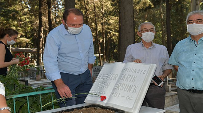 Usta Edebiyatçı Tarık Dursun K. kabri başında anıldı