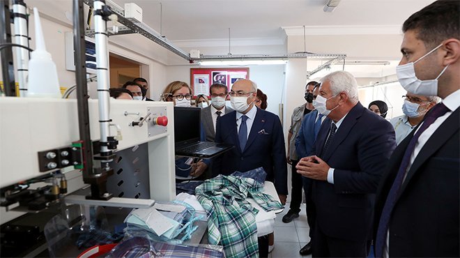 Vali Köşger, BM Destekli Meslekî Eğitim Merkezinde İncelemelerde Bulundu