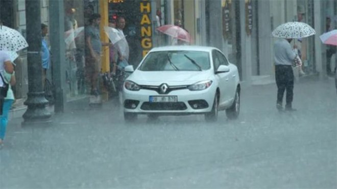 Valilikten İzmir için şiddetli yağmur uyarısı