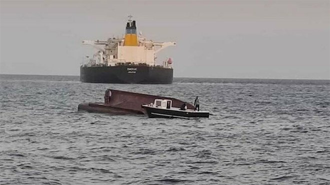 Yunan Tankeri ile çarpışan Türk tekne alabora oldu