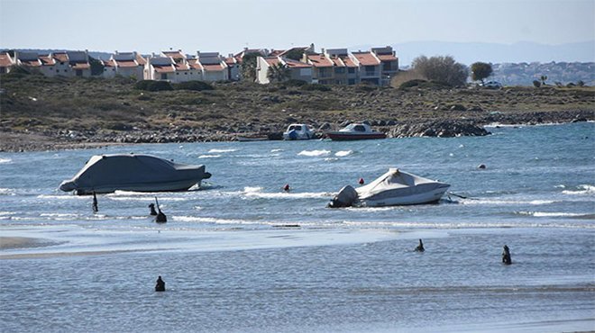 Yunanistan'da ki deprem sonrasında Çeşme'de deniz çekildi