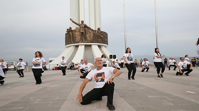 Zeybek bilmeyen kalmasın!