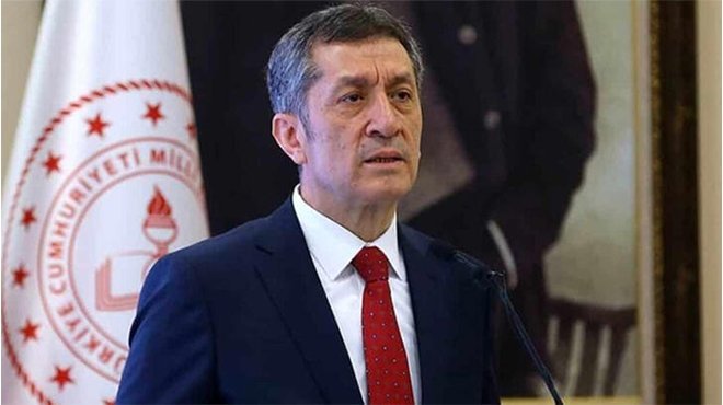 Ziya Selçuk'tan okulların açılması ile  ilgili açıklama