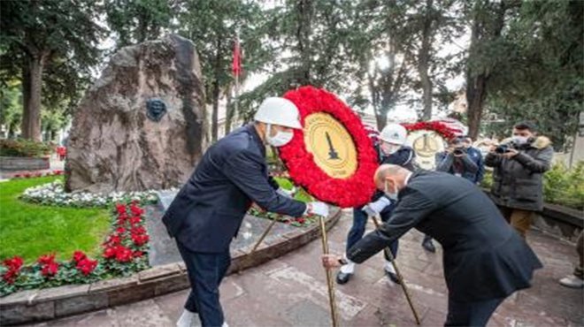 Zübeyde Hanım ölüm yıldönümünde anıldı