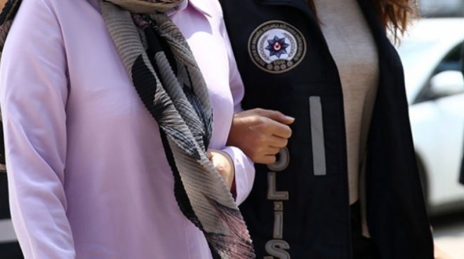 İzmir'de Sözde 