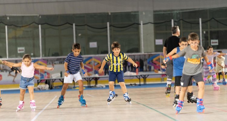 İzmir’de tekerlekli paten kursuna ilgi yoğun